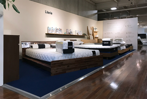 showroom_1.jpg